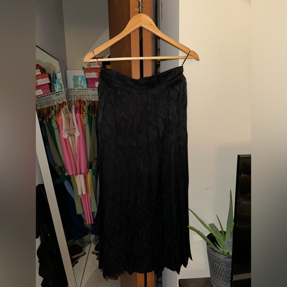 NWT Fendi Resort 2020 Silk Jacquard 2-Piece Skirt Suit Set - Picture 13 of 13